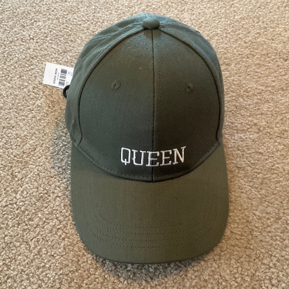 Queen Baseball Cap, New Condition - image 2
